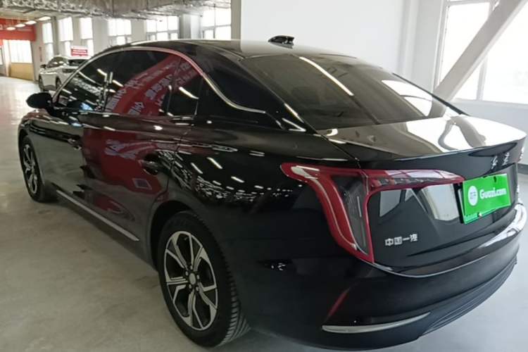 Used Hongqi E-QM5 2023 Base Travel Edition Exterior 2