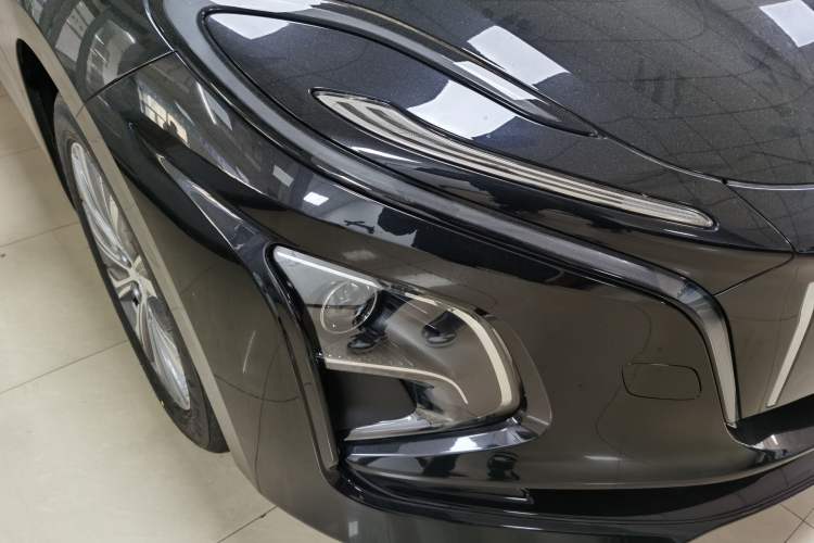 Used Hongqi E-QM5 2023 620km PLUS Exterior 3