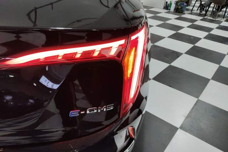 Used Hongqi E-QM5 2023 Revised Version Basic Travel Edition Exterior 3