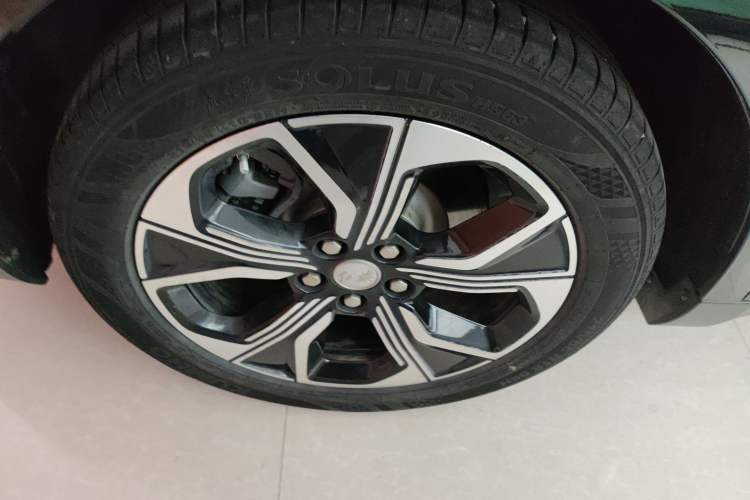 Used Hongqi E-QM5 2023 Revised Version Basic Travel Edition Exterior 5