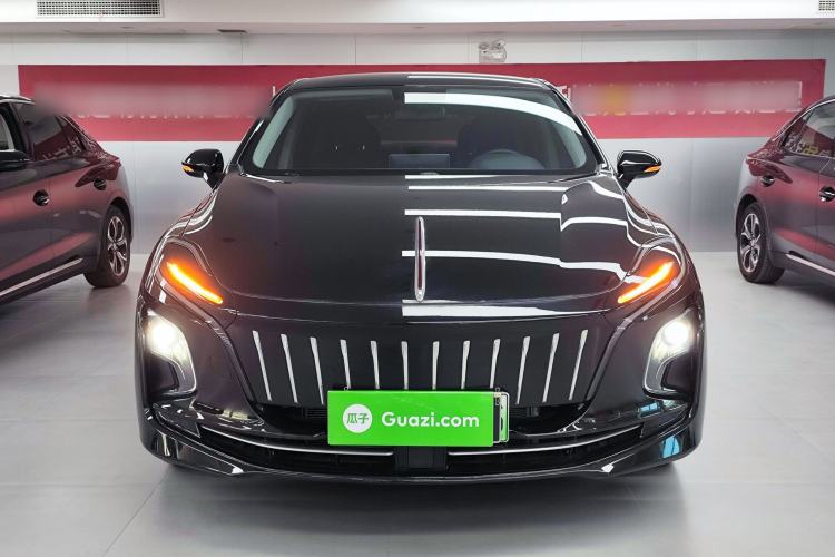 Used Hongqi E-QM5 2023 Revised Version Basic Travel Edition Front