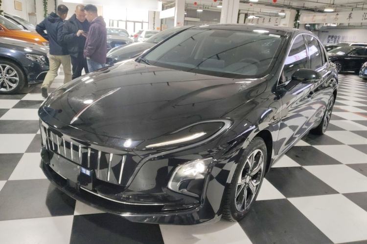 Used Hongqi E-QM5 2023 Revised Version Basic Travel Edition Front Left 45 Deg