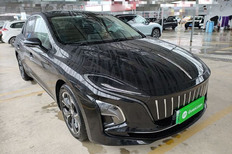 Used Hongqi E-QM5 2023 Revised Version Basic Travel Edition Front Right 45 Deg