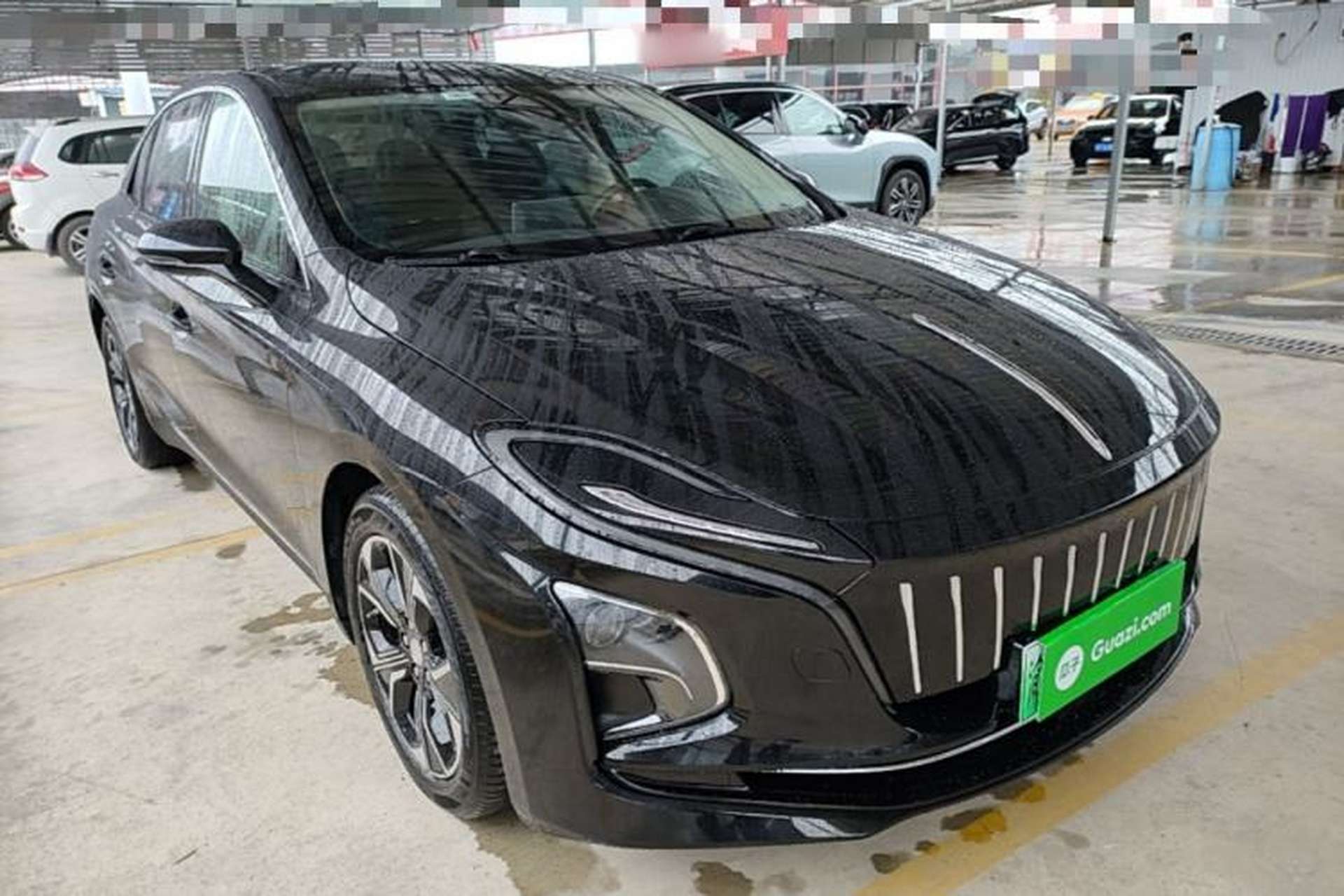 Used Hongqi E-QM5 2023 Revised Version Basic Travel Edition Front Right 45 Deg