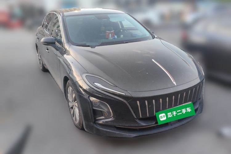 Used Hongqi E-QM5 2023 620km PLUS Front Right 45 Deg