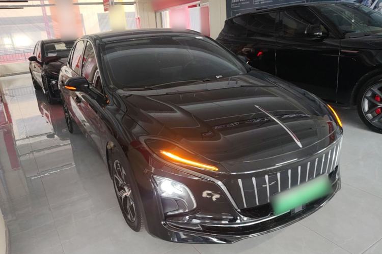 Used Hongqi E-QM5 2023 Base Travel Edition Front Right 45 Deg