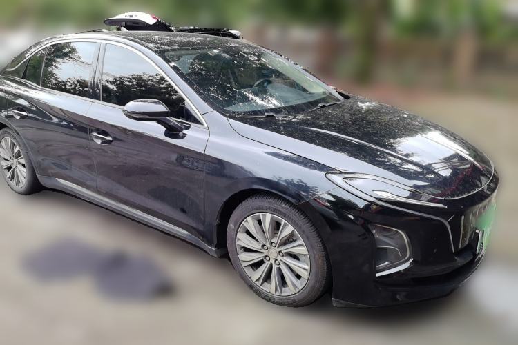 Used Hongqi E-QM5 2023 620km PLUS Front Right 45 Deg