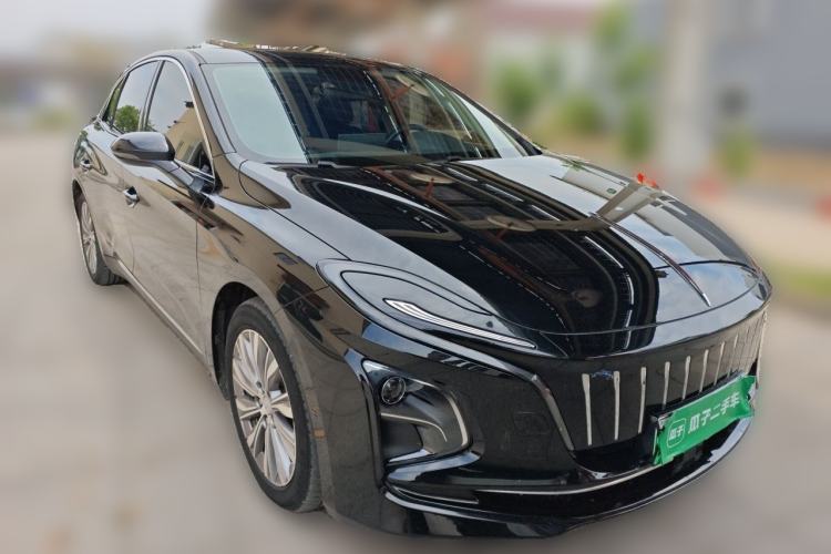 Used Hongqi E-QM5 2023 620km PLUS Front Right 45 Deg