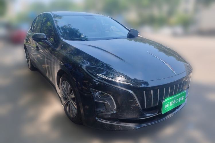 Used Hongqi E-QM5 2023 560km PLUS Front Right 45 Deg