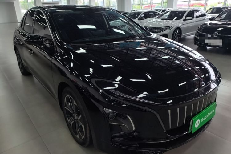 Used Hongqi E-QM5 2023 Revised Version Basic Travel Edition Front Right 45 Deg