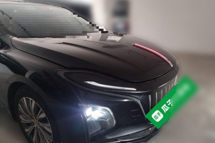 Used Hongqi E-QM5 2023 620km PLUS Front Right 45 Deg