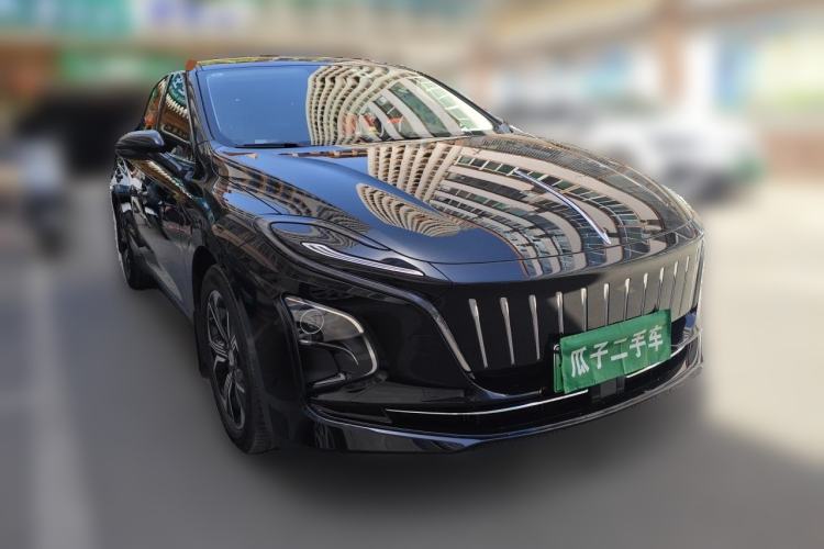 Used Hongqi E-QM5 2023 Base Travel Edition Front Right 45 Deg