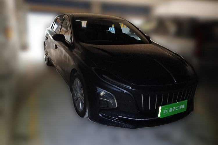 Used Hongqi E-QM5 2023 620km PLUS Front Right 45 Deg