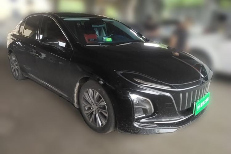 Used Hongqi E-QM5 2023 Base Travel Edition Front Right 45 Deg