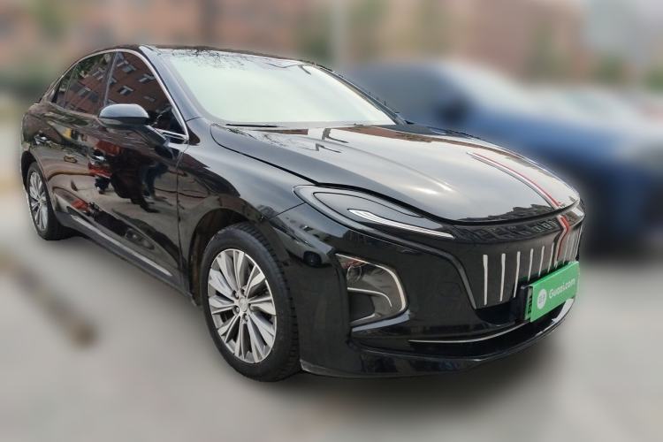 Used Hongqi E-QM5 2023 620km PLUS Front Right 45 Deg