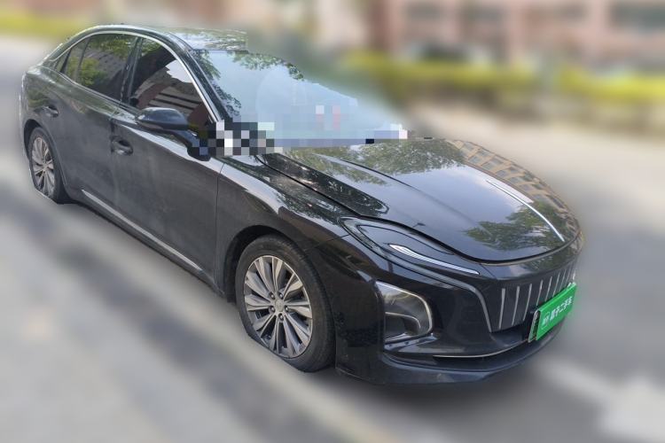 Used Hongqi E-QM5 2023 620km PLUS Front Right 45 Deg