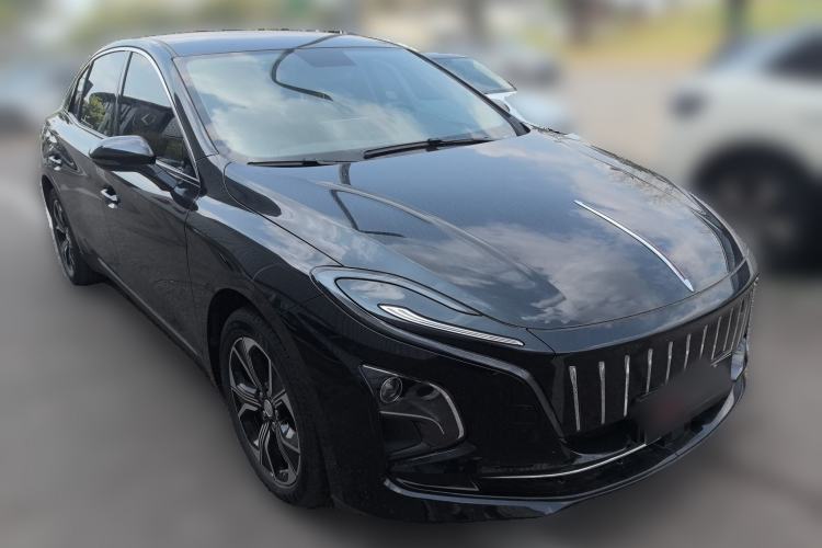 Used Hongqi E-QM5 2023 Revised Version Basic Travel Edition Front Right 45 Deg