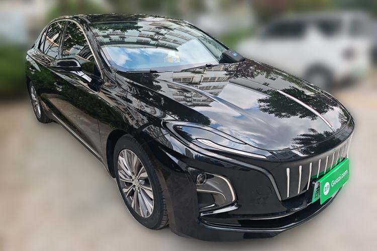 Used Hongqi E-QM5 2023 620km PLUS Front Right 45 Deg