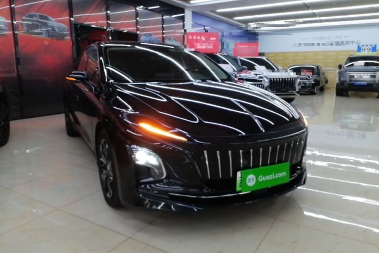 Used Hongqi E-QM5 2023 Revised Version Basic Travel Edition Front Right 45 Deg