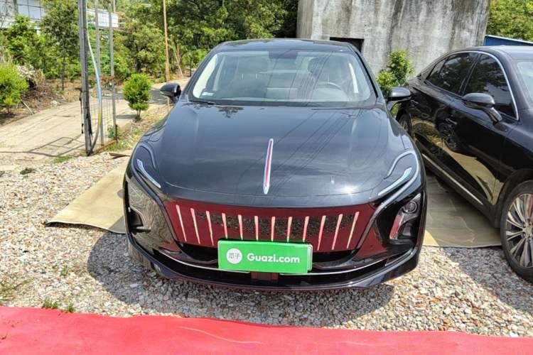 Used Hongqi E-QM5 2023 Revised Version Basic Travel Edition Front