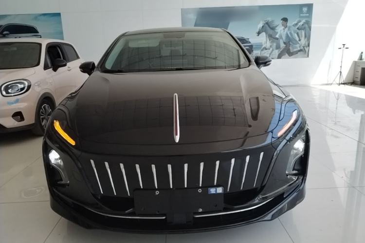 Used Hongqi E-QM5 2023 620km PLUS Front