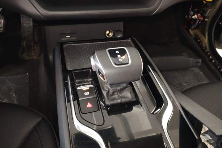 Used Hongqi E-QM5 2023 Revised Version Basic Travel Edition Gear Lever