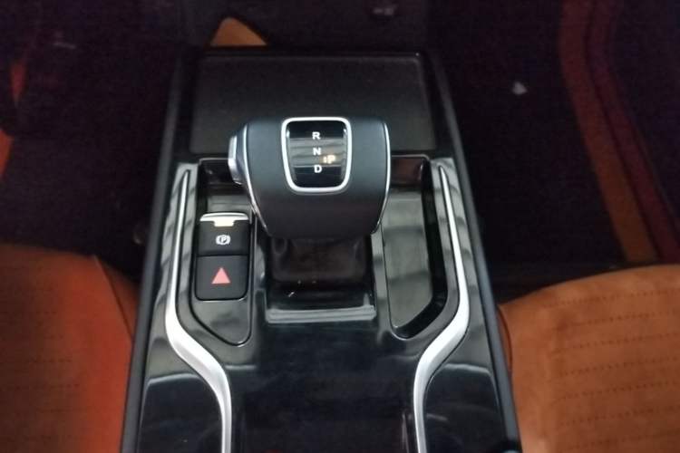 Used Hongqi E-QM5 2023 Base Travel Edition Gear Lever