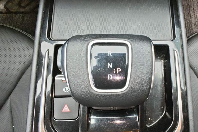Used Hongqi E-QM5 2023 Revised Version Basic Travel Edition Gear Lever