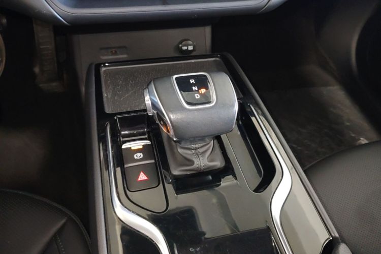 Used Hongqi E-QM5 2023 Revised Version Basic Travel Edition Gear Lever