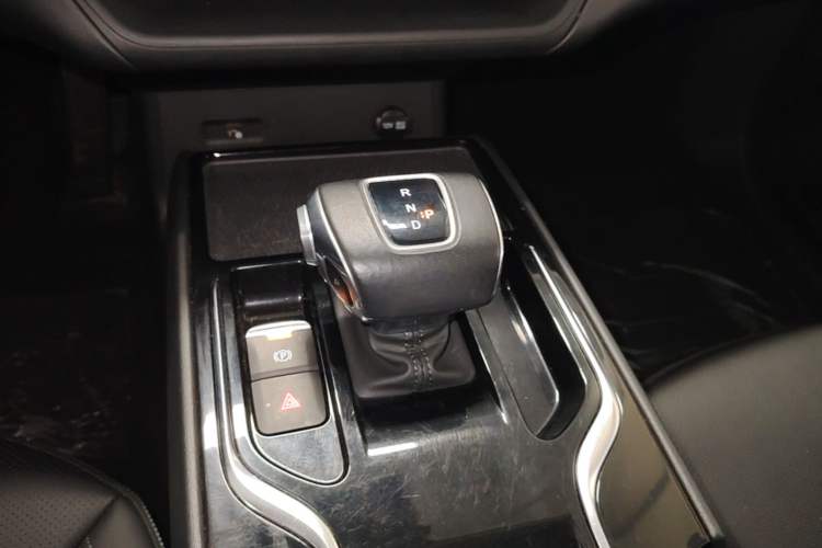 Used Hongqi E-QM5 2023 Revised Version Basic Travel Edition Gear Lever