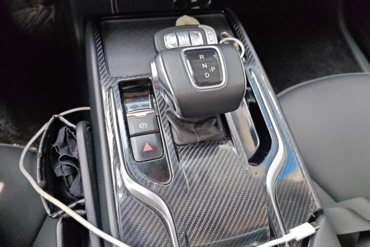 Used Hongqi E-QM5 2023 Revised Version Basic Travel Edition Gear Lever
