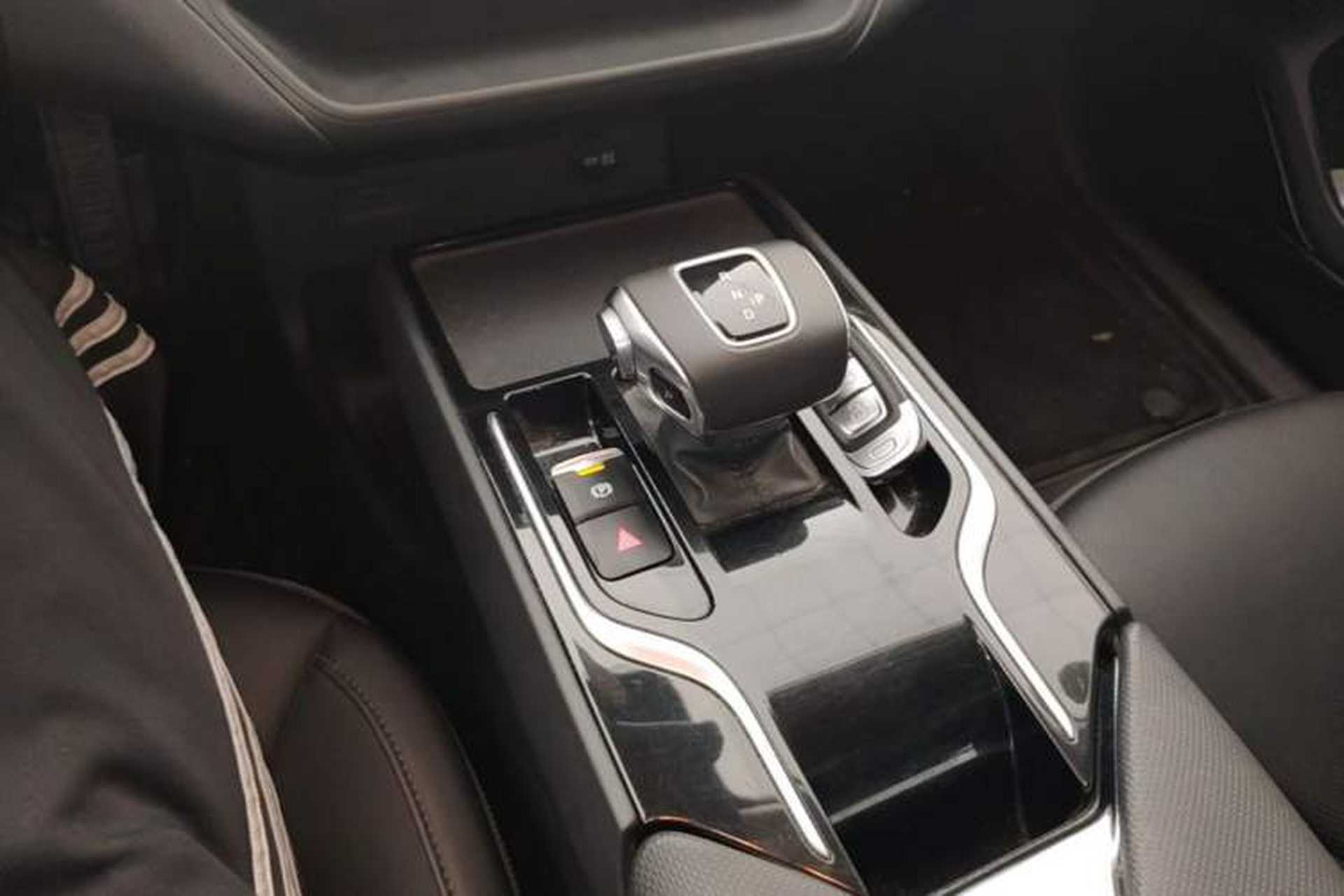 Used Hongqi E-QM5 2023 Revised Version Basic Travel Edition Gear Lever