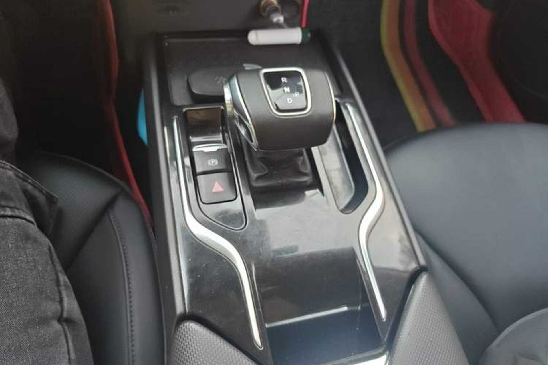 Used Hongqi E-QM5 2023 Revised Version Basic Travel Edition Gear Lever