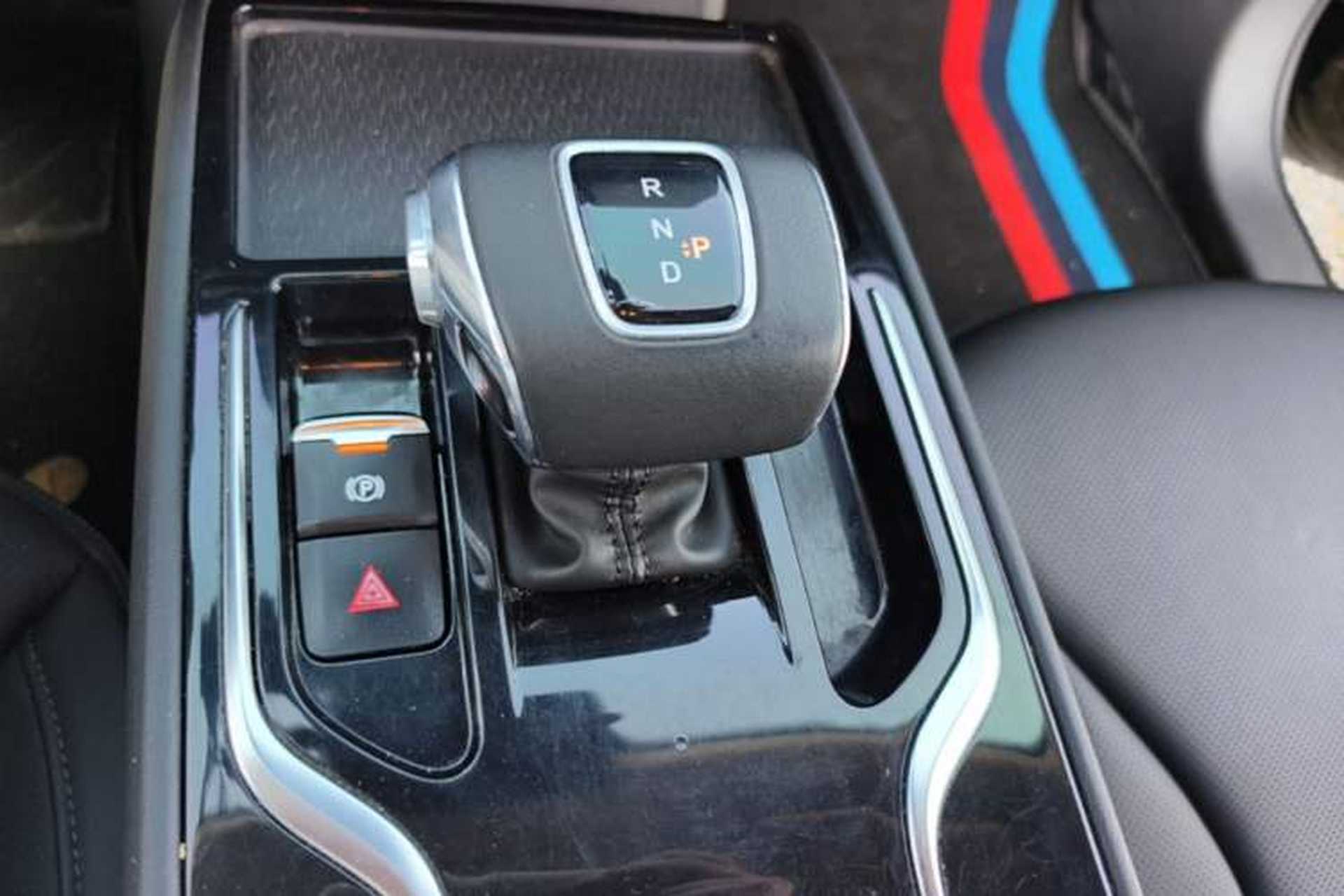 Used Hongqi E-QM5 2023 Revised Version Basic Travel Edition Gear Lever