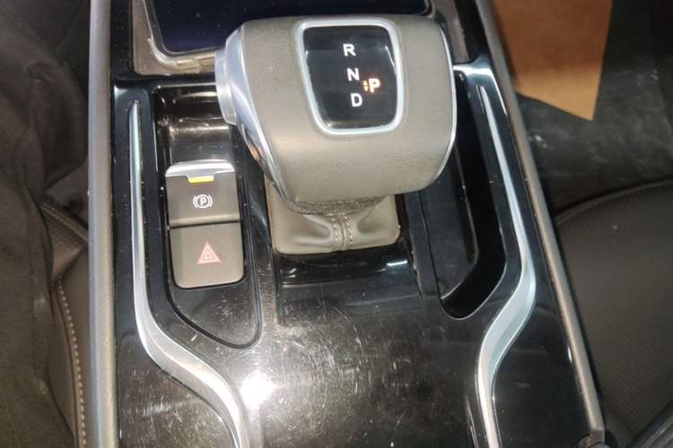 Used Hongqi E-QM5 2023 Revised Version Basic Travel Edition Gear Lever