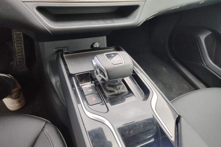 Used Hongqi E-QM5 2023 560km PLUS Gear Lever