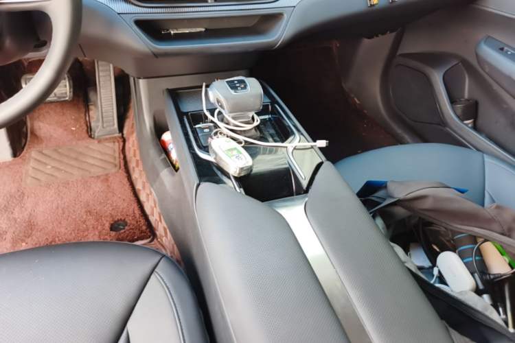 Used Hongqi E-QM5 2023 Revised Version Basic Travel Edition Gear Lever