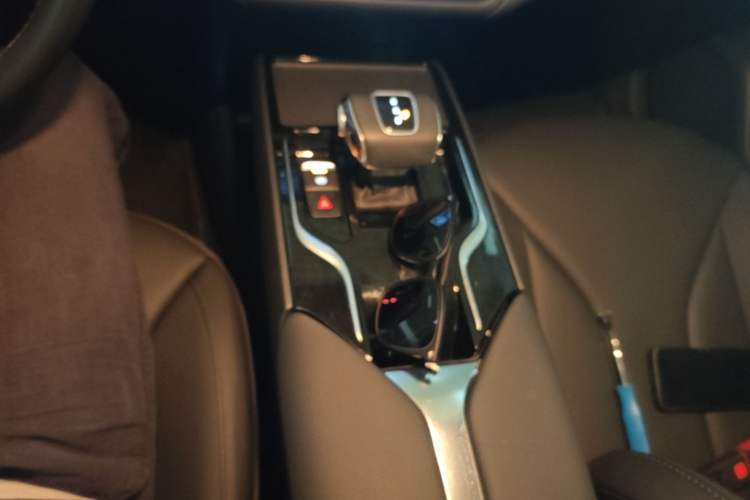 Used Hongqi E-QM5 2023 Revised Version Basic Travel Edition Gear Lever