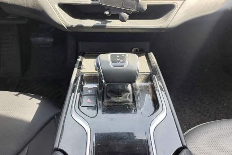 Used Hongqi E-QM5 2023 Revised Version Basic Travel Edition Gear Lever