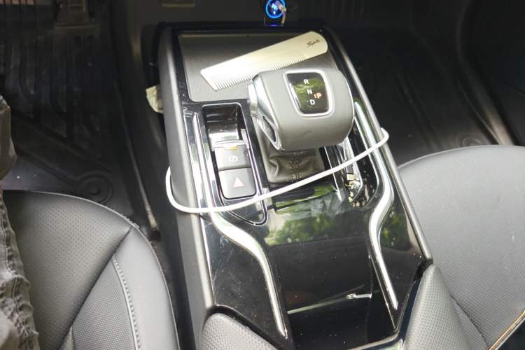 Used Hongqi E-QM5 2023 620km PLUS Gear Lever