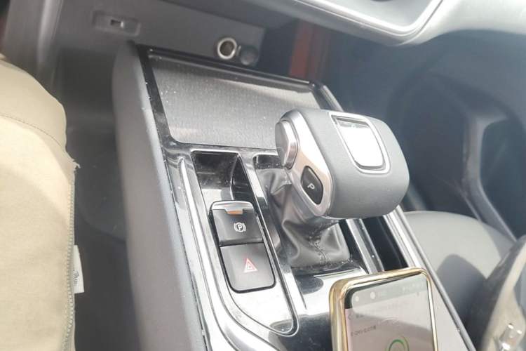 Used Hongqi E-QM5 2023 Revised Version Basic Travel Edition Gear Lever