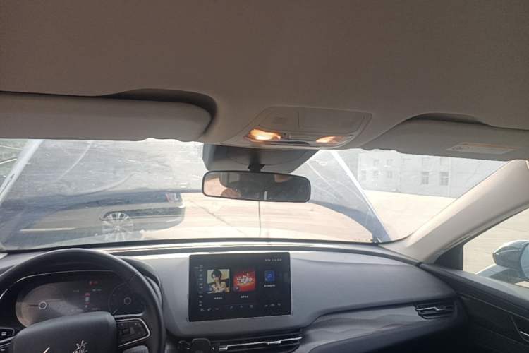 Used Hongqi E-QM5 2023 Base Travel Edition Headliner