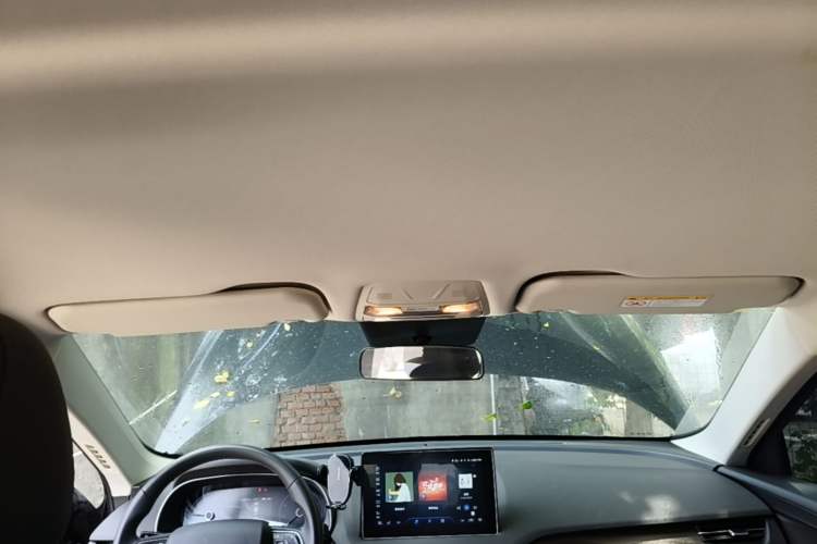 Used Hongqi E-QM5 2023 Base Travel Edition Headliner