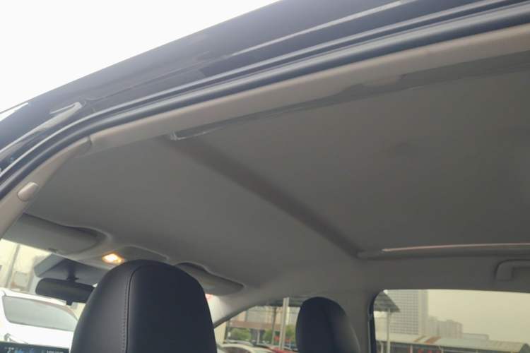Used Hongqi E-QM5 2023 620km PLUS Headliner