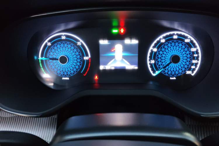 Used Hongqi E-QM5 2023 Base Travel Edition Instrument Cluster