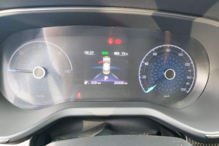 Used Hongqi E-QM5 2023 Revised Version Basic Travel Edition Instrument Cluster