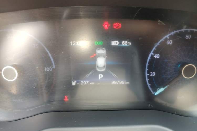 Used Hongqi E-QM5 2023 Base Travel Edition Instrument Cluster
