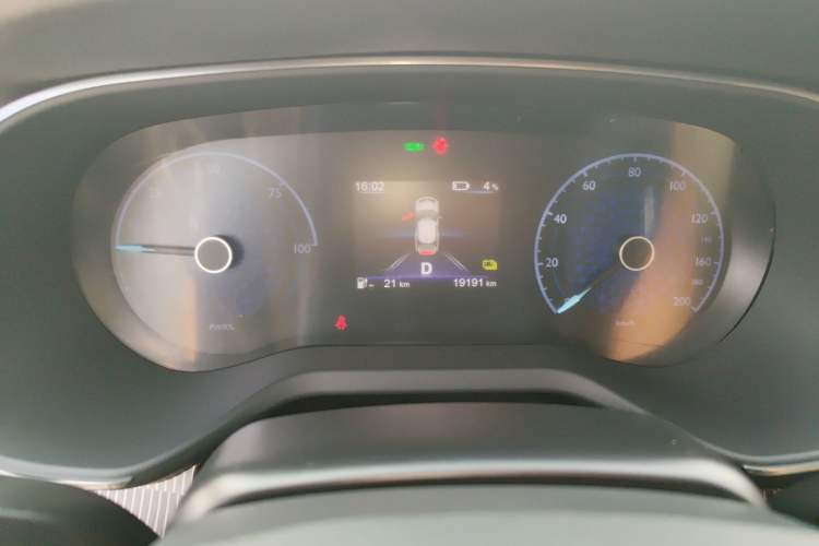 Used Hongqi E-QM5 2023 Revised Version Basic Travel Edition Instrument Cluster