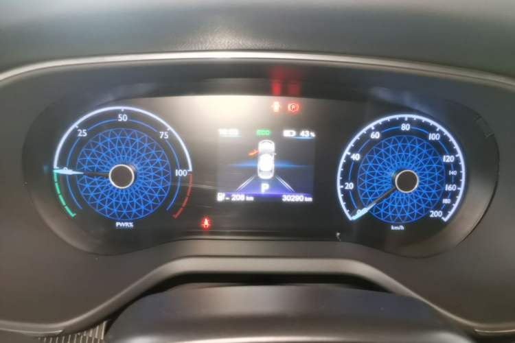 Used Hongqi E-QM5 2023 Revised Version Basic Travel Edition Instrument Cluster