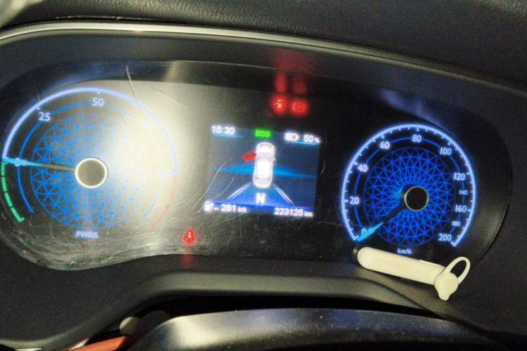 Used Hongqi E-QM5 2023 560km PLUS Instrument Cluster